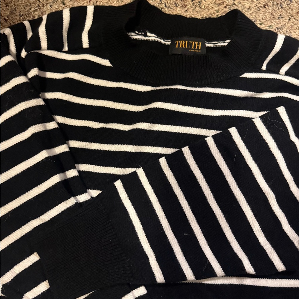 Truth Women's Striped Black and White Sweater - Picture 2 of 4